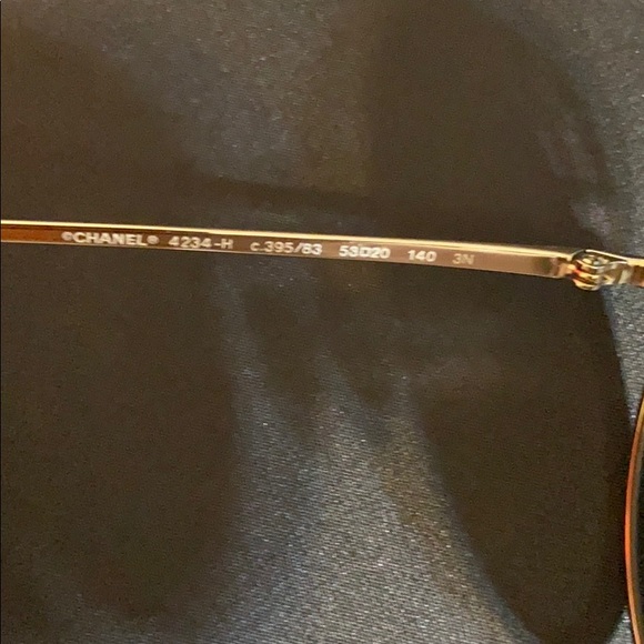 COPY - 😎🕶Channel round pearl women’s sunglasses 🕶😎 - Picture 7 of 9